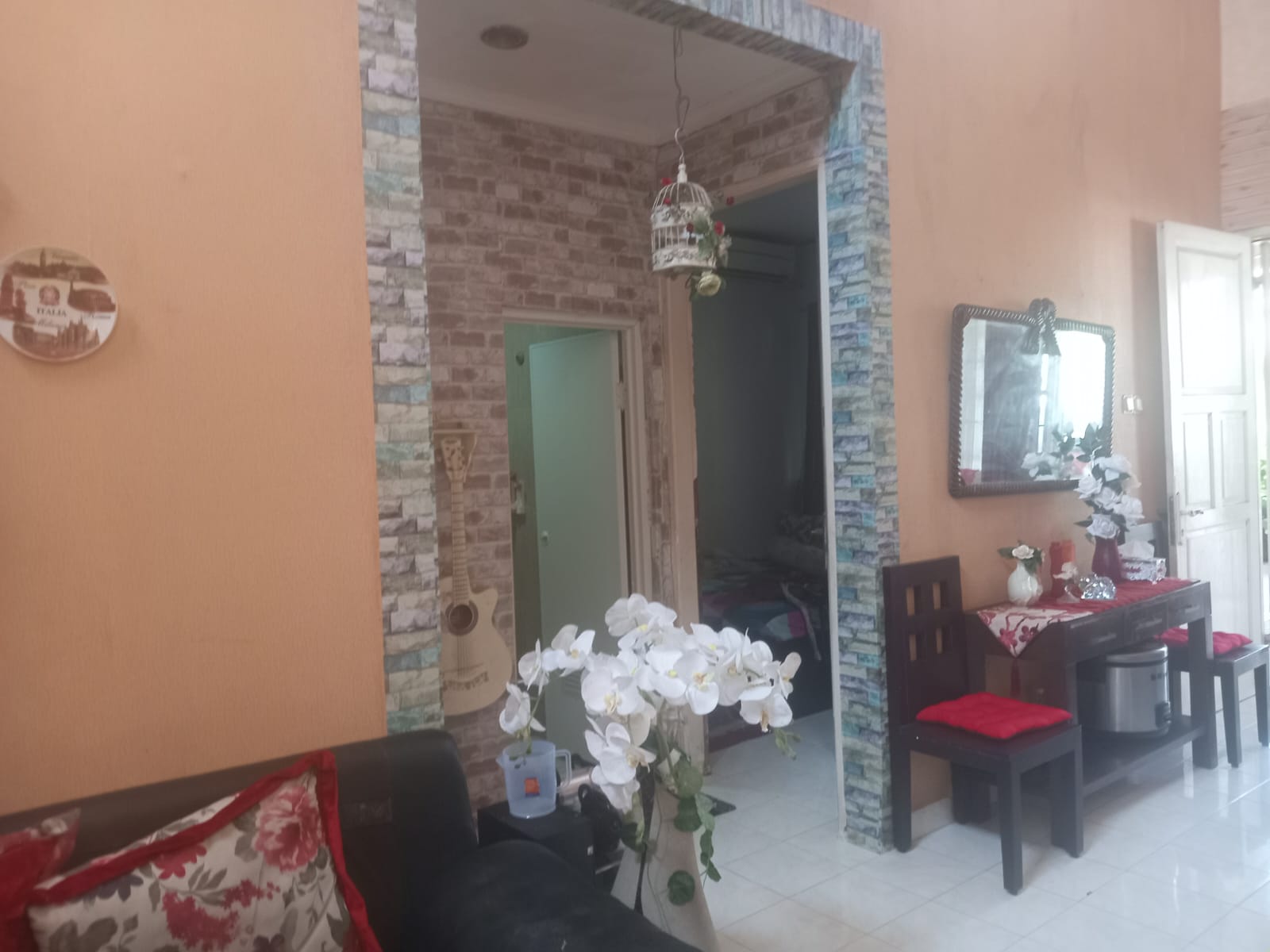 Dijual Rumah di Hawaii Deltamas